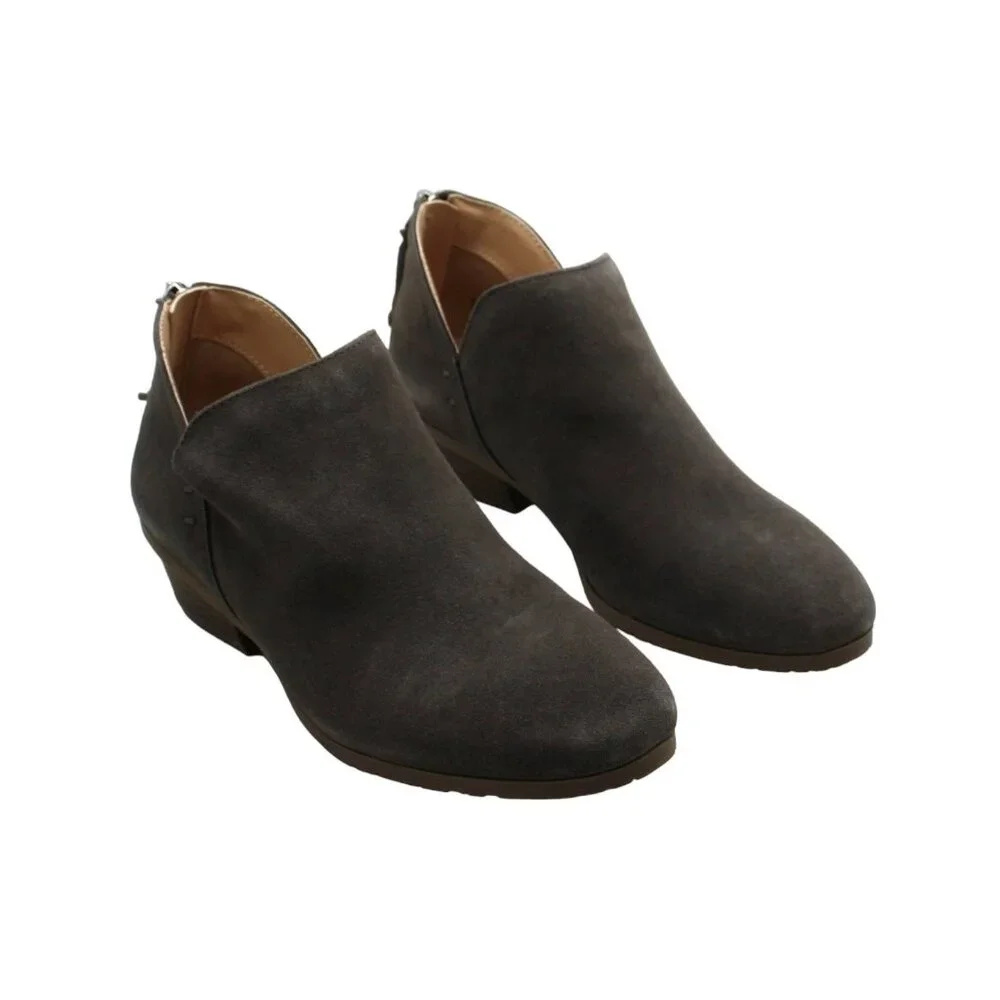 Kenneth Cole - Picture 1 of 8
